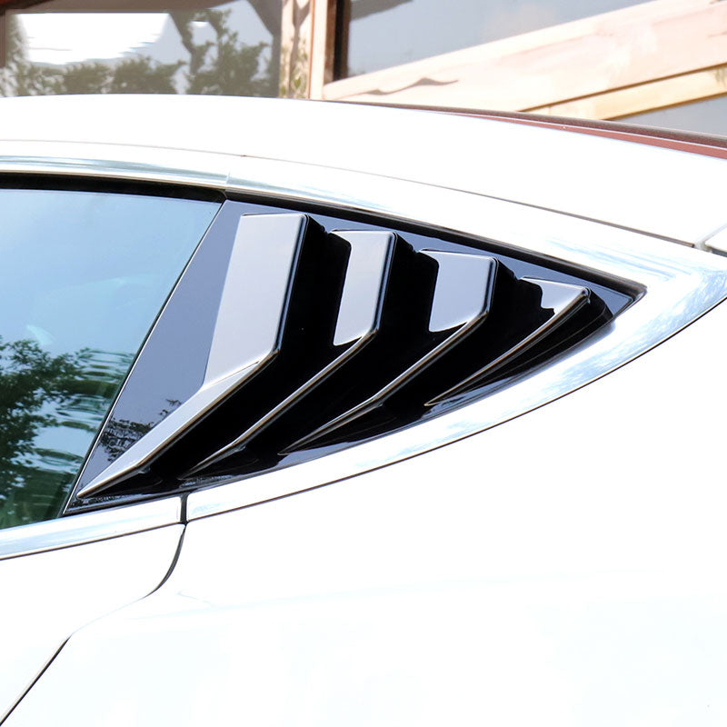 Carbon Fiber Triangle Rear Window Shutter Covers for Tesla Model 3 and Model Y