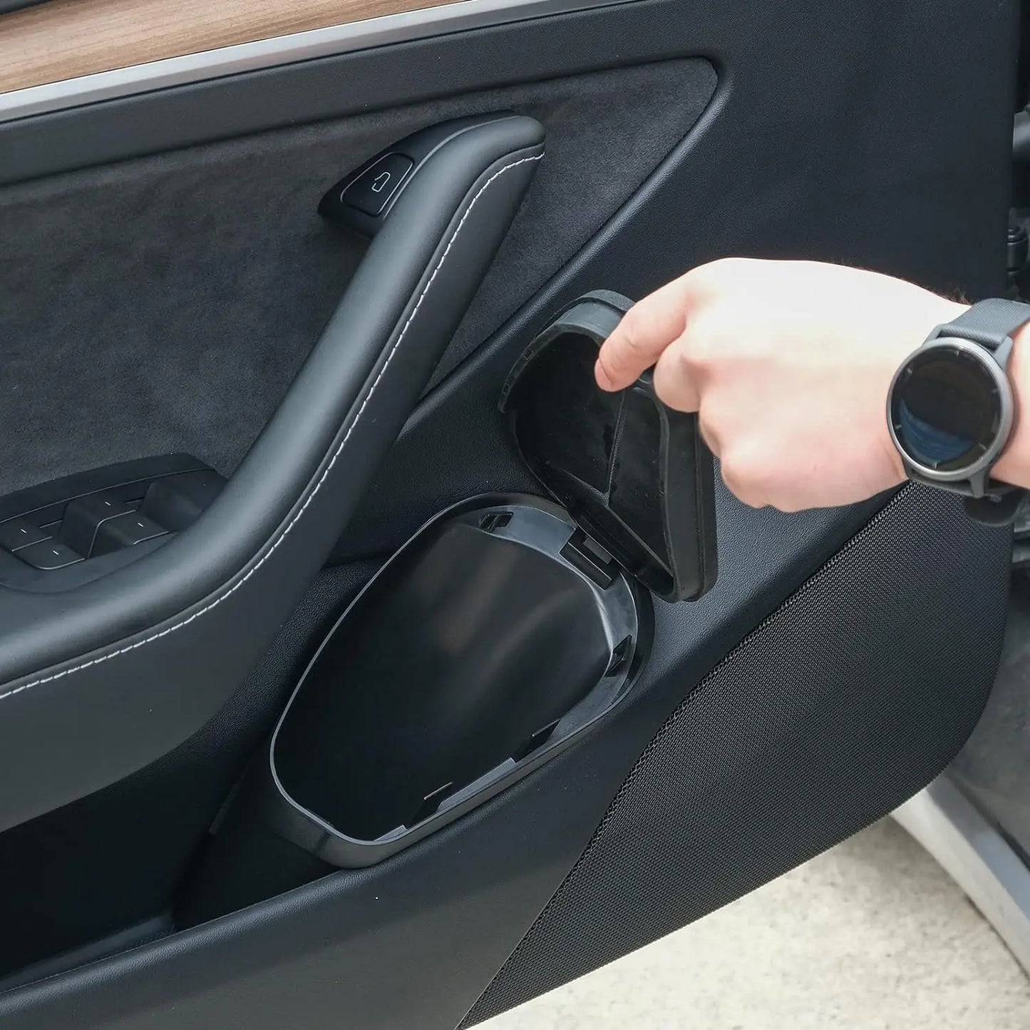 EcoBin Highland Door Storage Barrel for Tesla Model 3